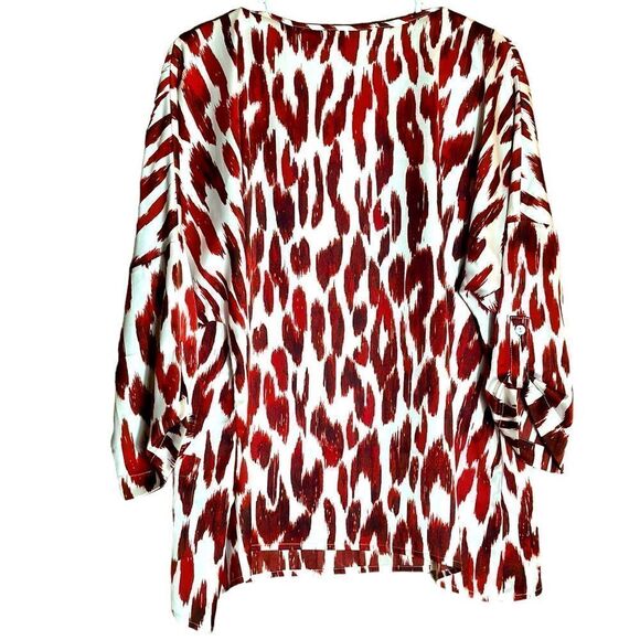 NWT Chico’s Trav Coll Ikat Animal Alice 3/4 Sleeve Scarlet Sun Top Size 2 📦 - Picture 2 of 8